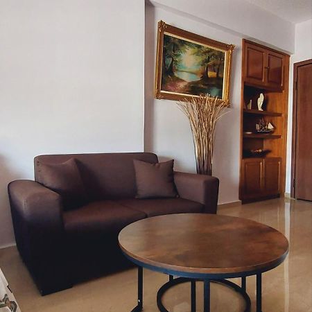 Black Flox Apartment Драма Экстерьер фото